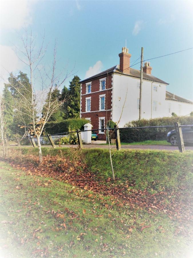 The Lodge At Heathfield Ledbury Εξωτερικό φωτογραφία